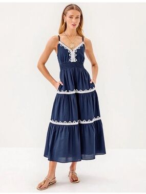 NWT Lilly Pulitzer
Zanna Cotton Embroidered Midi-Dress